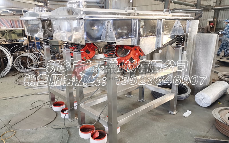 直線振動篩物料跑偏怎么回事？解決方法有哪些？